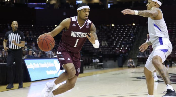 THUD! Bear’s Mosley Enters Transfer Portal