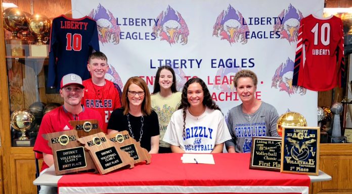 Lexi Shumpert signs with Grizzly Volleyball team