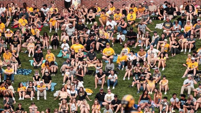 10092021_MIZ_FB_Mizzou_Homecoming_vs._North_Texas_edits_hd_230