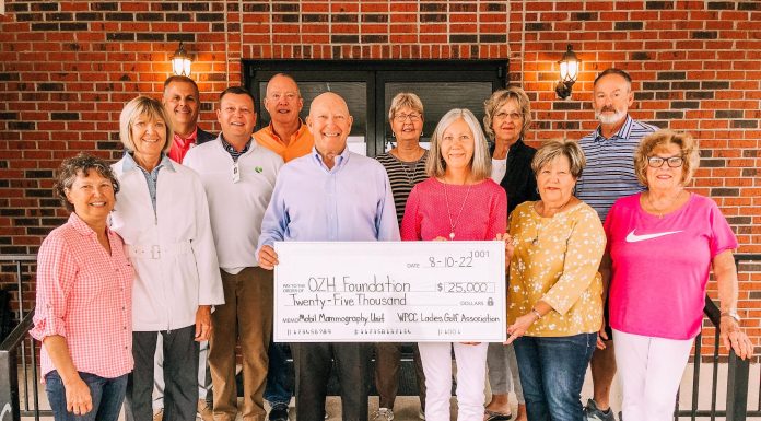 Local Golf Tournament Donates $25,000 to Ozarks Healthcare’s Mobile Mammography Campaign