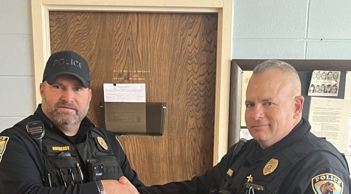 City of Ava recognizes Law Enforcement Officers for Life-saving actions