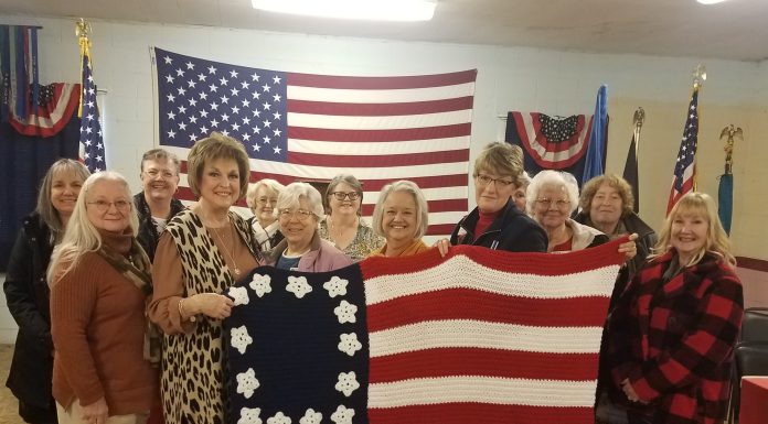 Ozark Spring NSDAR donated “Flag Afghan” to Annual Cystic Fibrosis Concert & Auction