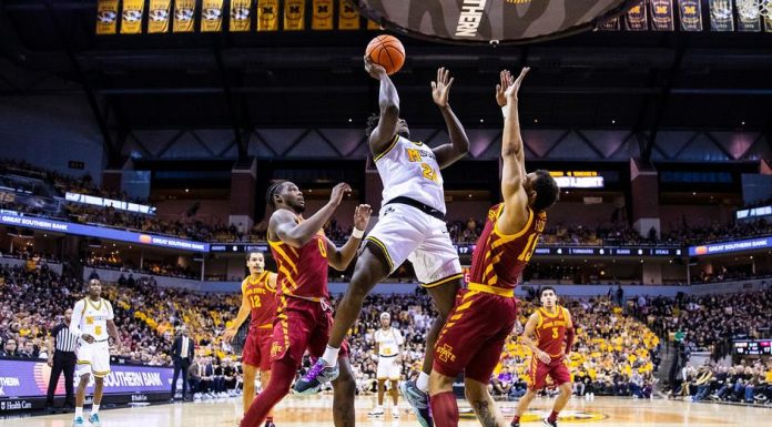 Men’s Basketball Hosts LSU Wednesday