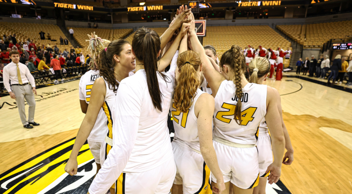 Women’s Basketball Set to Renew Rivalry with Kansas on Monday