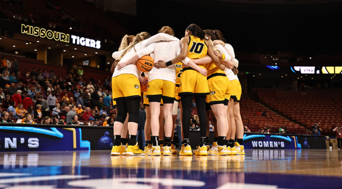 Women’s Basketball Falls to Arkansas in Second Round of SEC Tournament