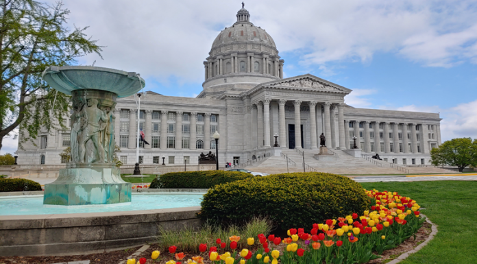 Missouri House to Plan to Increase Teacher Pay