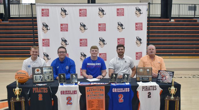 Grizzly Basketball adds Calico Rock’s Riley Whiteaker to 2023-2024 squad