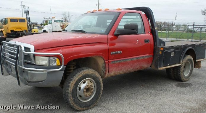 Manhunt suspect believed to have recently stolen a truck in Ozark County
