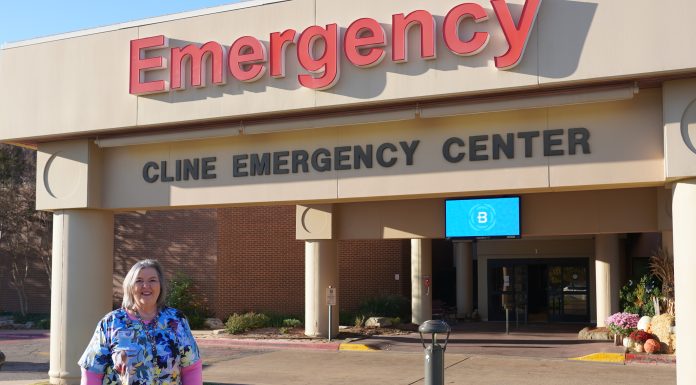 Baxter Health’s Kelly Dicks, MSN, RN, Honored with Prestigious Daisy Lifetime Achievement Award
