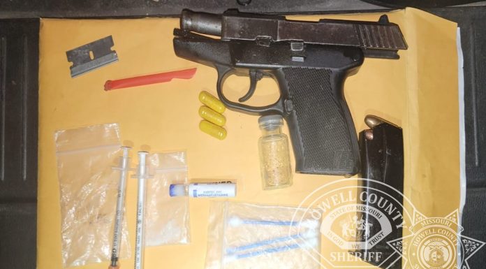 Two arrested for drugs and guns following traffic stop in Howell County