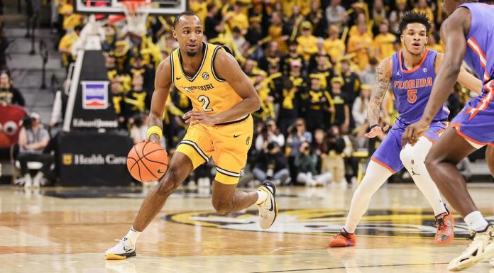 Bates’ 36 Points Not Enough versus Florida