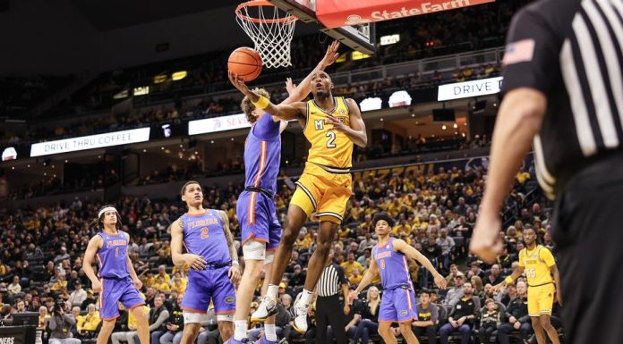 Men’s Basketball Faces Texas A&M Tuesday Night