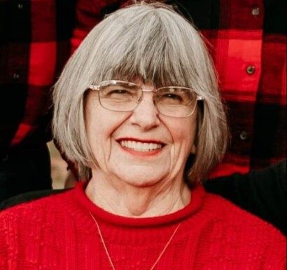 Blanche R Warden