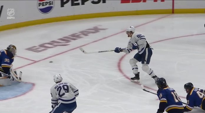 Matthews scores No. 49, Maple Leafs defeat Blues for 4th straight win