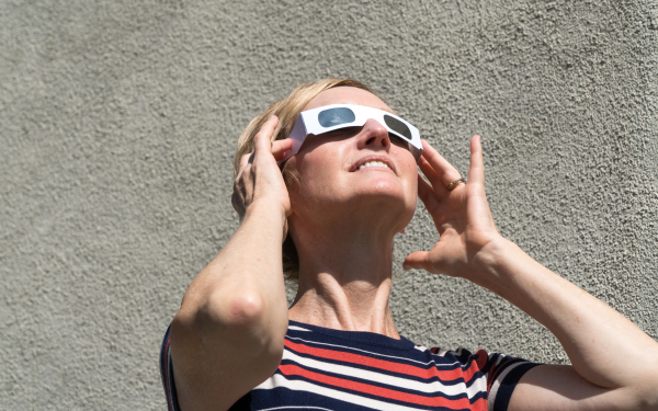 BBB Eclipse Glasses