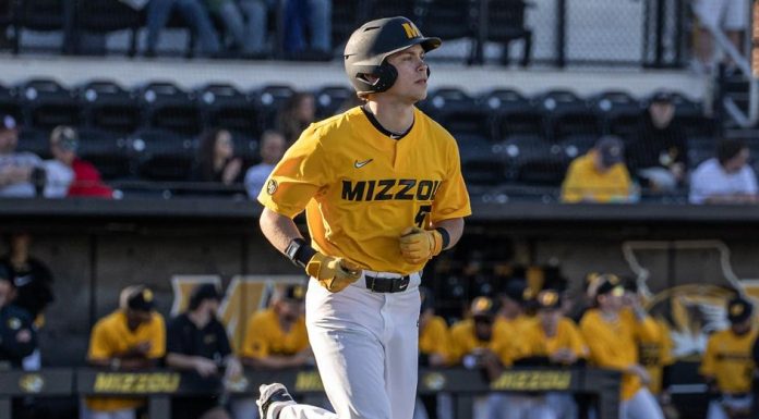 Tenth-Inning Rally Helps Baseball Edge Kansas, 5-4