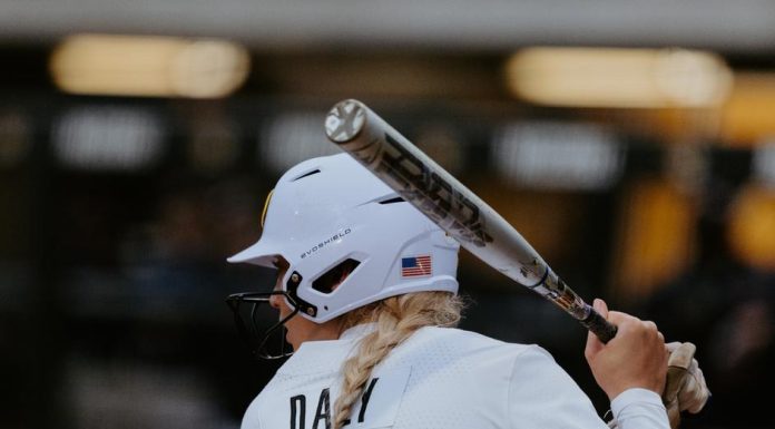 No. 11/11 Softball Heads to Illinois for Wednesday Braggin’ Rights Doubleheader