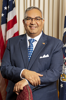 VivekMalek-Headshot