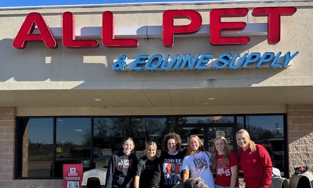 All Pet Donates to Pink Out Event