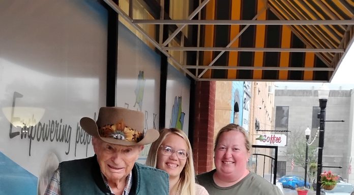 Help Out a 97 Year Old Veteran Get to Wyoming-Ozark Independent Living Veteran Assistance