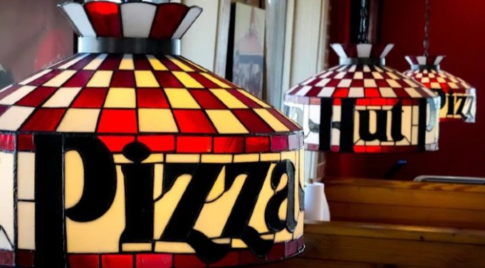 Several Local Pizza Hut Locations to Adopt Retro Design