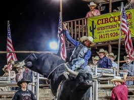 Memorial Bull Riding Set for Mountain Grove