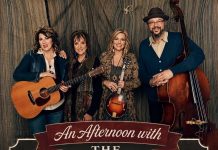 The Isaacs Perform in a Free Mountain Grove Concert