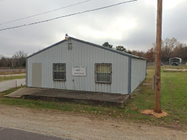 Howell County Public Water Supply District #1 Working on County Road Leak