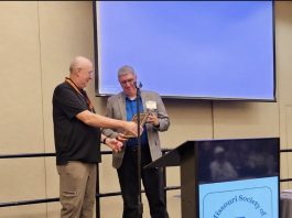 𝐅𝐨𝐫𝐦𝐞𝐫 𝐇𝐨𝐰𝐞𝐥𝐥 𝐂𝐨𝐮𝐧𝐭𝐲 𝐒𝐮𝐫𝐯𝐞𝐲𝐨𝐫 𝐑𝐚𝐥𝐩𝐡 𝐑𝐢𝐠𝐠𝐬 𝐏𝐫𝐞𝐬𝐞𝐧𝐭𝐬 𝐁𝐫𝐨𝐭𝐡𝐞𝐫 𝐚𝐧𝐝 𝐂𝐮𝐫𝐫𝐞𝐧𝐭 𝐇𝐨𝐰𝐞𝐥𝐥 𝐂𝐨𝐮𝐧𝐭𝐲 𝐒𝐮𝐫𝐯𝐞𝐲𝐨𝐫 𝐑𝐚𝐲 𝐑𝐢𝐠𝐠𝐬 𝐰𝐢𝐭𝐡 𝐏𝐫𝐞𝐬𝐭𝐢𝐠𝐢𝐨𝐮𝐬 𝐒𝐮𝐫𝐯𝐞𝐲𝐢𝐧𝐠 𝐀𝐰𝐚𝐫𝐝
